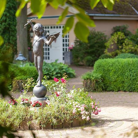 Gaestehaus Schloss Bothmer Hotel Schwarmstedt Exterior photo