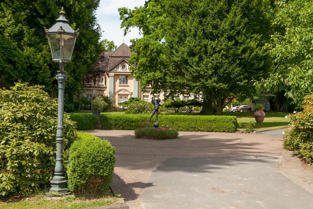 Gaestehaus Schloss Bothmer Hotel Schwarmstedt Exterior photo